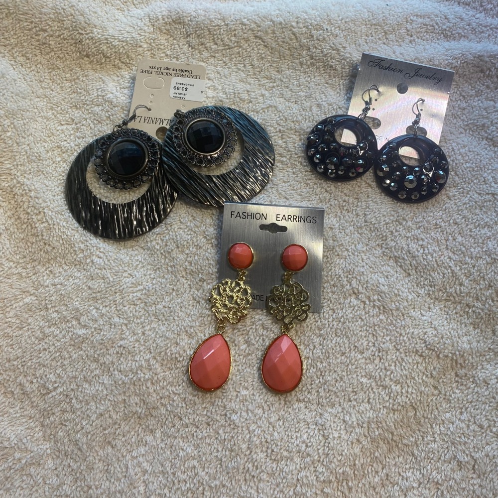 Earring Lot